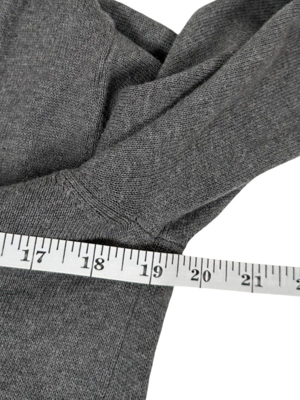 Pact 100% Organic Cotton Gray Button Front V Neck Soft Cardigan Sweater Medium - Picture 5 of 6